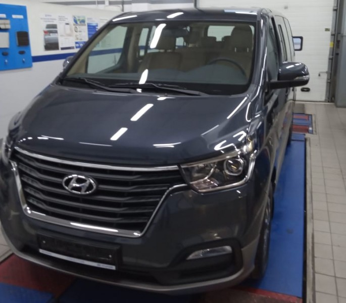 Hyundai H-1 (Grand Starex)